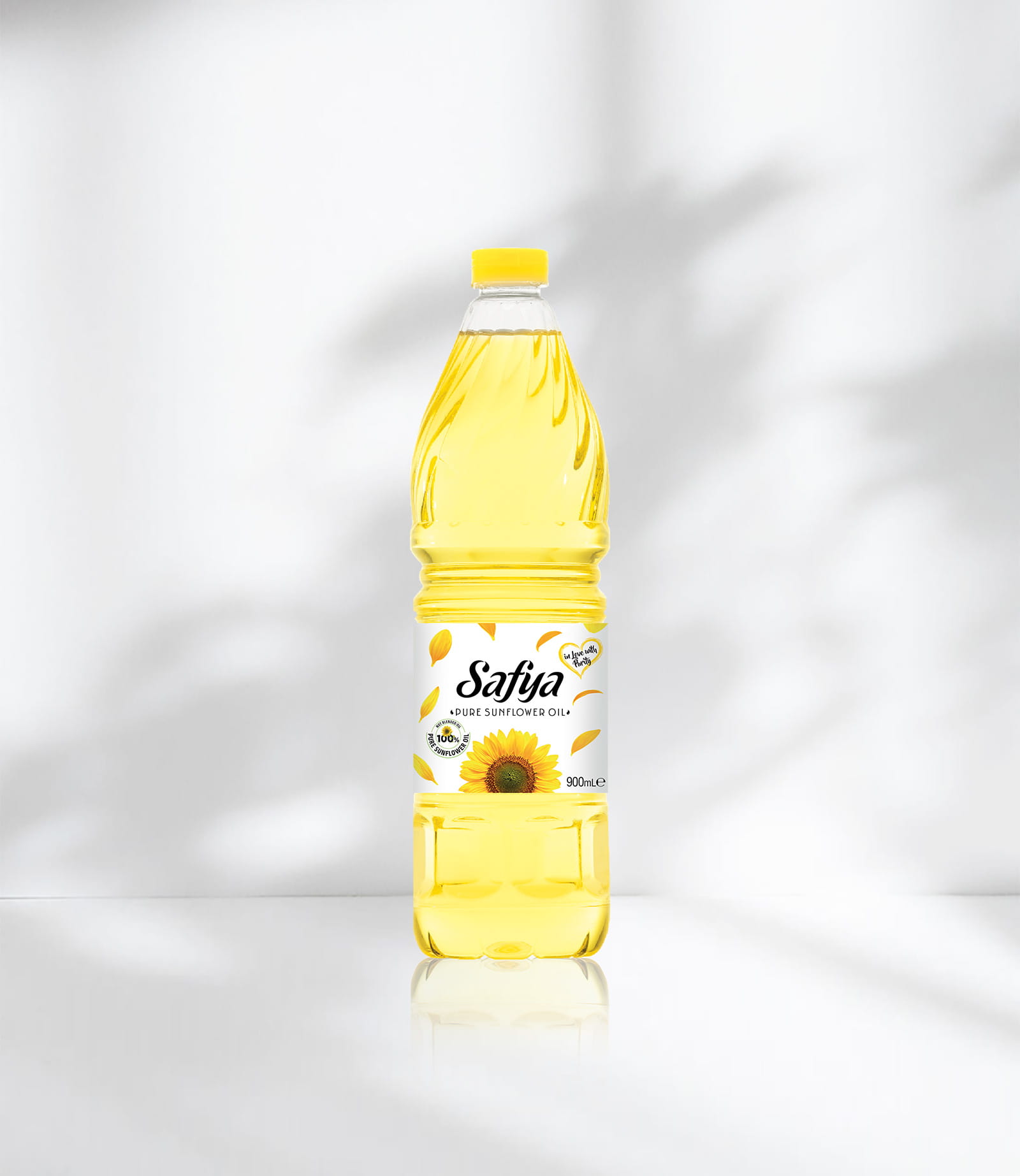Safya 900 mL Pet Bottle Sunflower Oil,